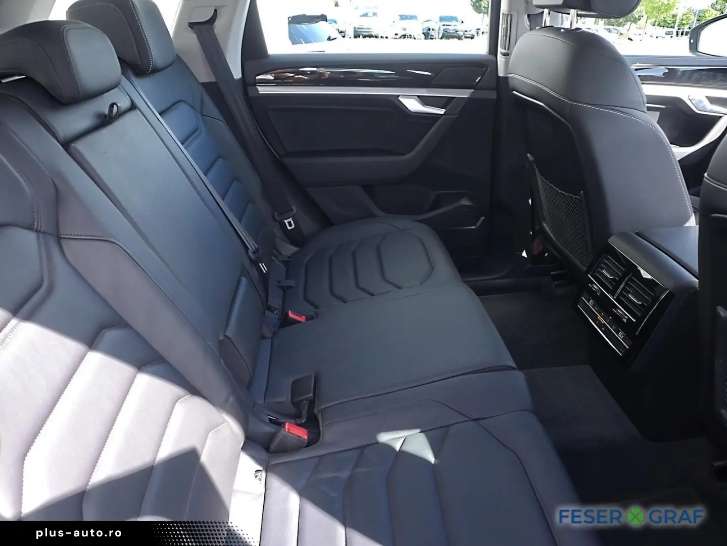 VW Touareg V6 TDI 210 KW 4-M AHK Kamera Leder