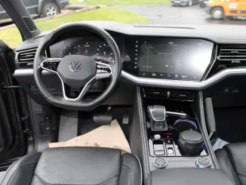 VW Touareg 3.0 V6 TDI Elegance 4M NP 108 T€-PANO-LU