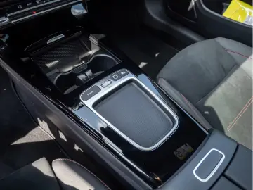 Mercedes-Benz CLA 220 d Coupé AMG Advanced Plus