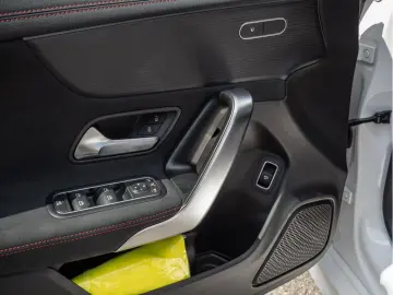 Mercedes-Benz CLA 220 d Coupé AMG Advanced Plus