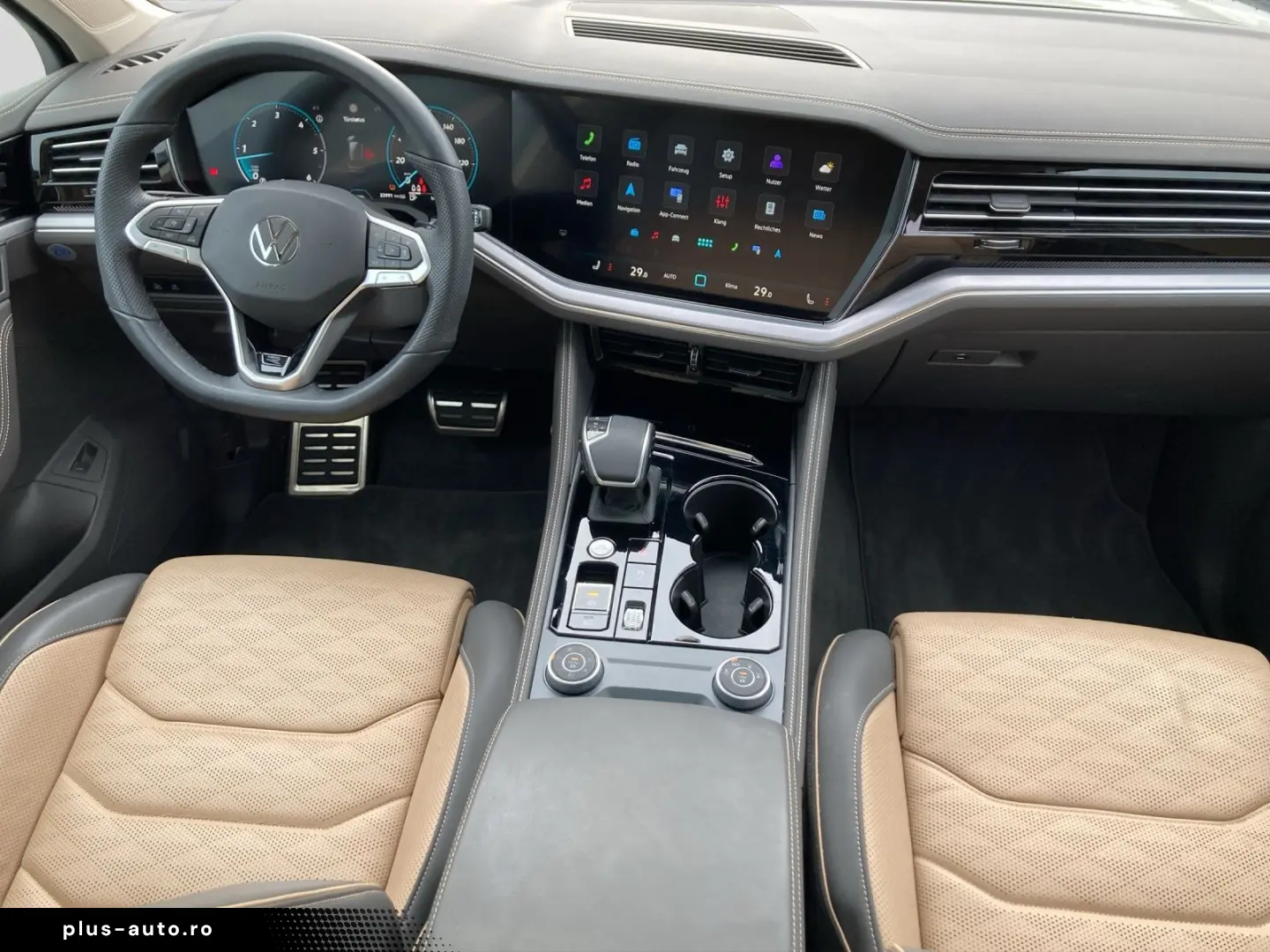 VW Touareg 3.0 TDI 4M R-LINE MEMORY PANO AHK KAMERA