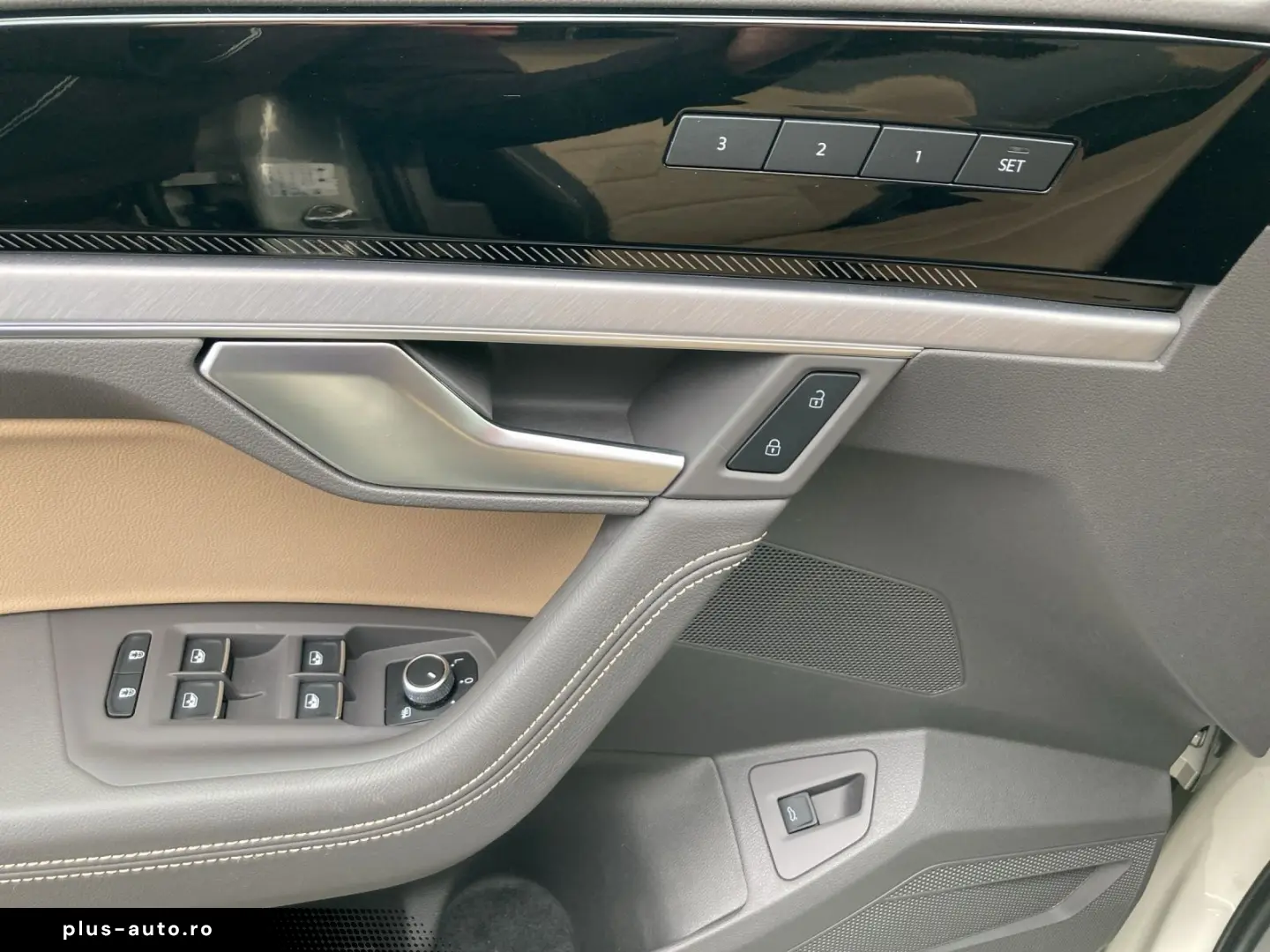 VW Touareg 3.0 TDI 4M R-LINE MEMORY PANO AHK KAMERA