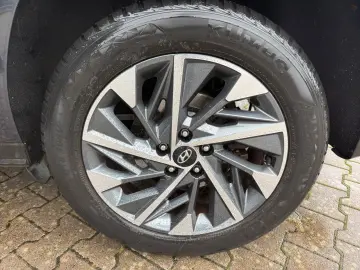 HYUNDAI Tucson Select Mild-Hybrid 2WD