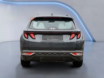 HYUNDAI Tucson Select Mild-Hybrid 2WD
