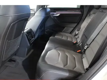 VW Touareg 3.0 TDI 2x R-Line 22 AHK STAND 5J.-GARAN