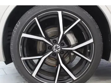 VW Touareg 3.0 TDI 2x R-Line 22 AHK STAND 5J.-GARAN