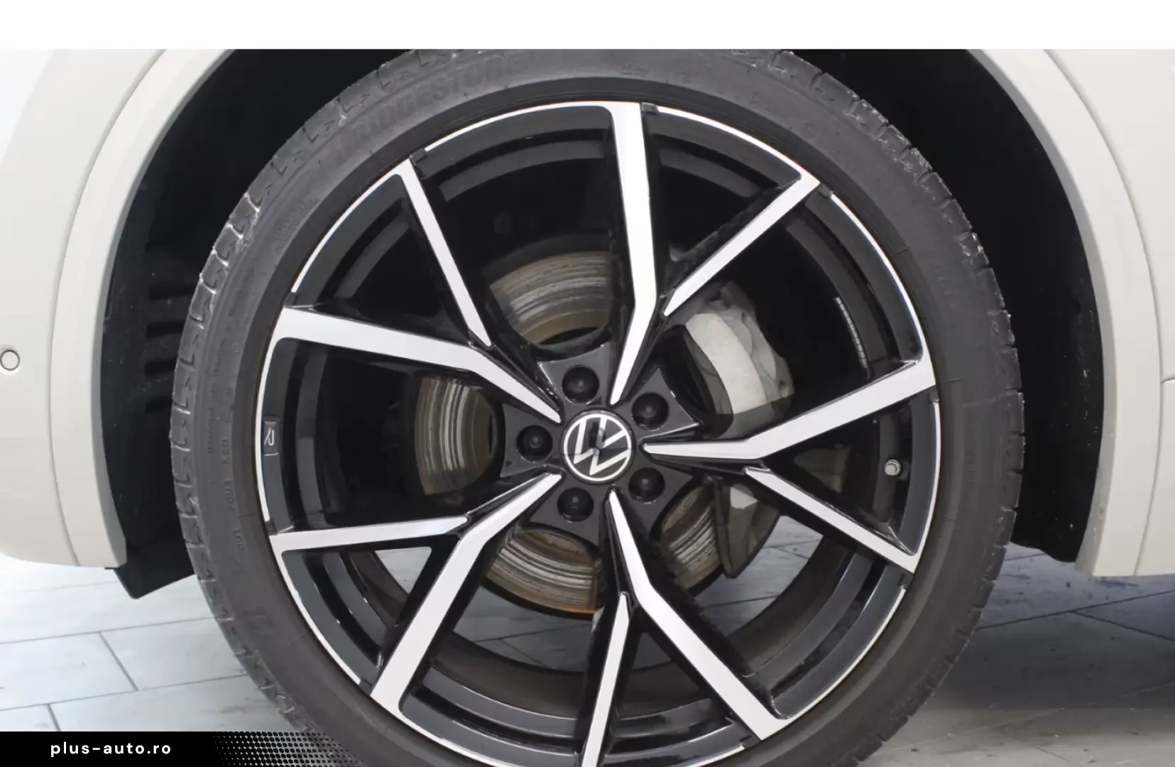 VW Touareg 3.0 TDI 2x R-Line 22 AHK STAND 5J.-GARAN