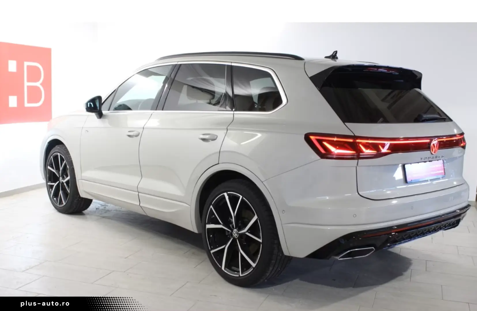 VW Touareg 3.0 TDI 2x R-Line 22 AHK STAND 5J.-GARAN