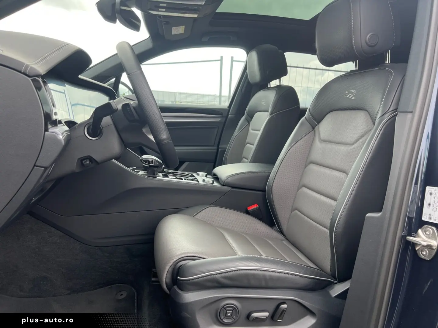 VW Touareg R-Line 3.0 V6 TDI R-Line 4 Motion Tiptro