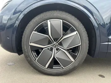 VW Touareg R-Line 3.0 V6 TDI R-Line 4 Motion Tiptro