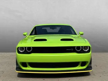 Dodge Challenger SRT Hellcat 6.2L V8 WideBody Jailbreak