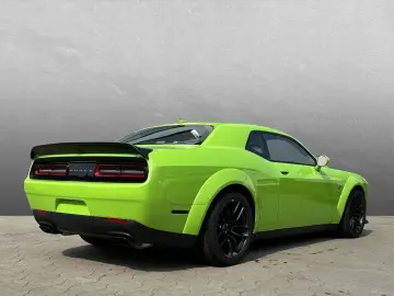 Dodge Challenger SRT Hellcat 6.2L V8 WideBody Jailbreak