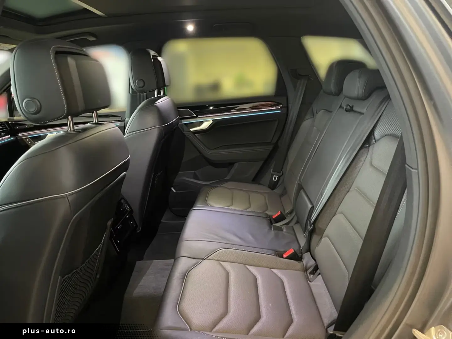 Volkswagen Touareg R-Line 3 0 TDI 286 PS Nav