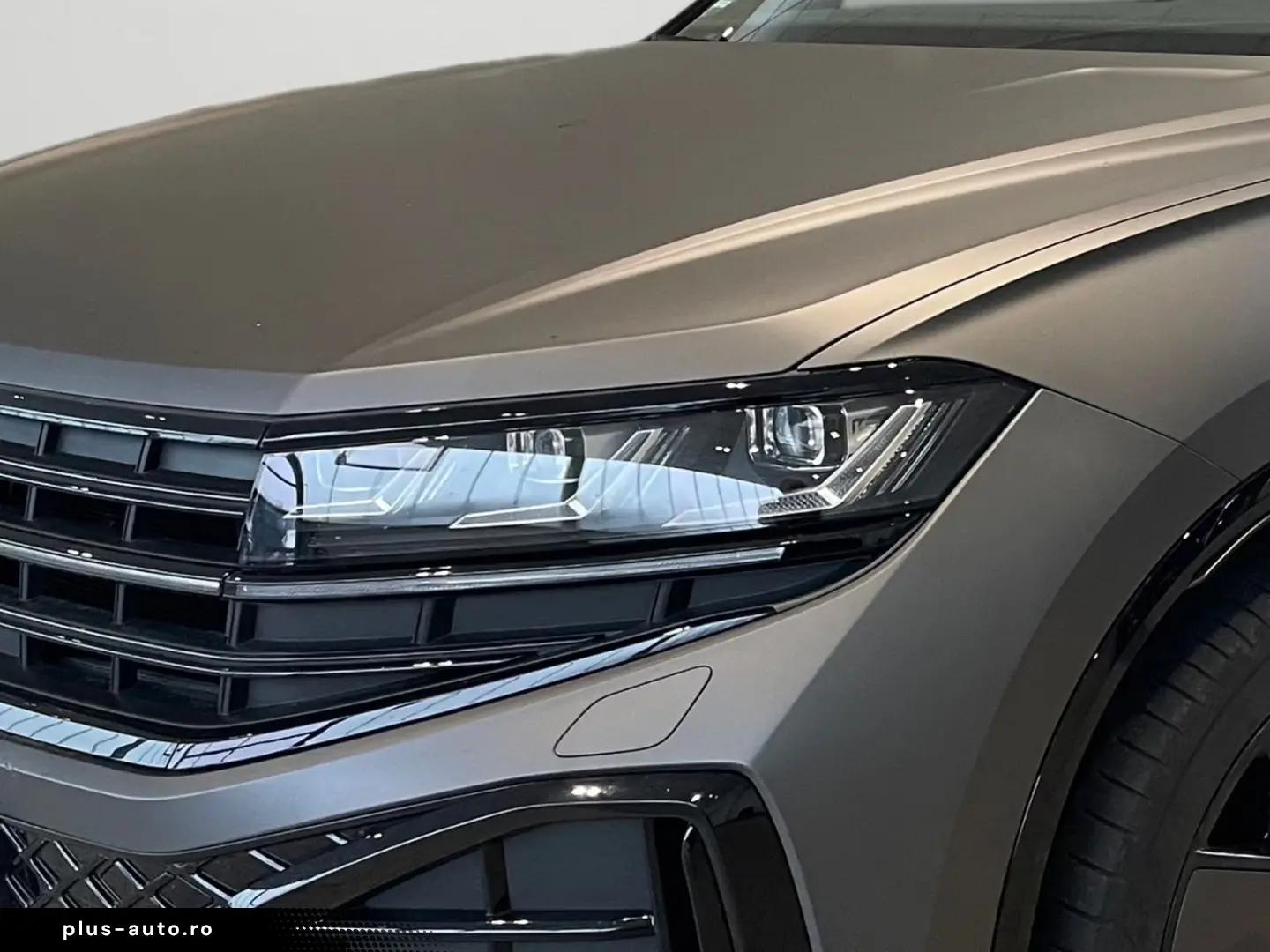 Volkswagen Touareg R-Line 3 0 TDI 286 PS Nav