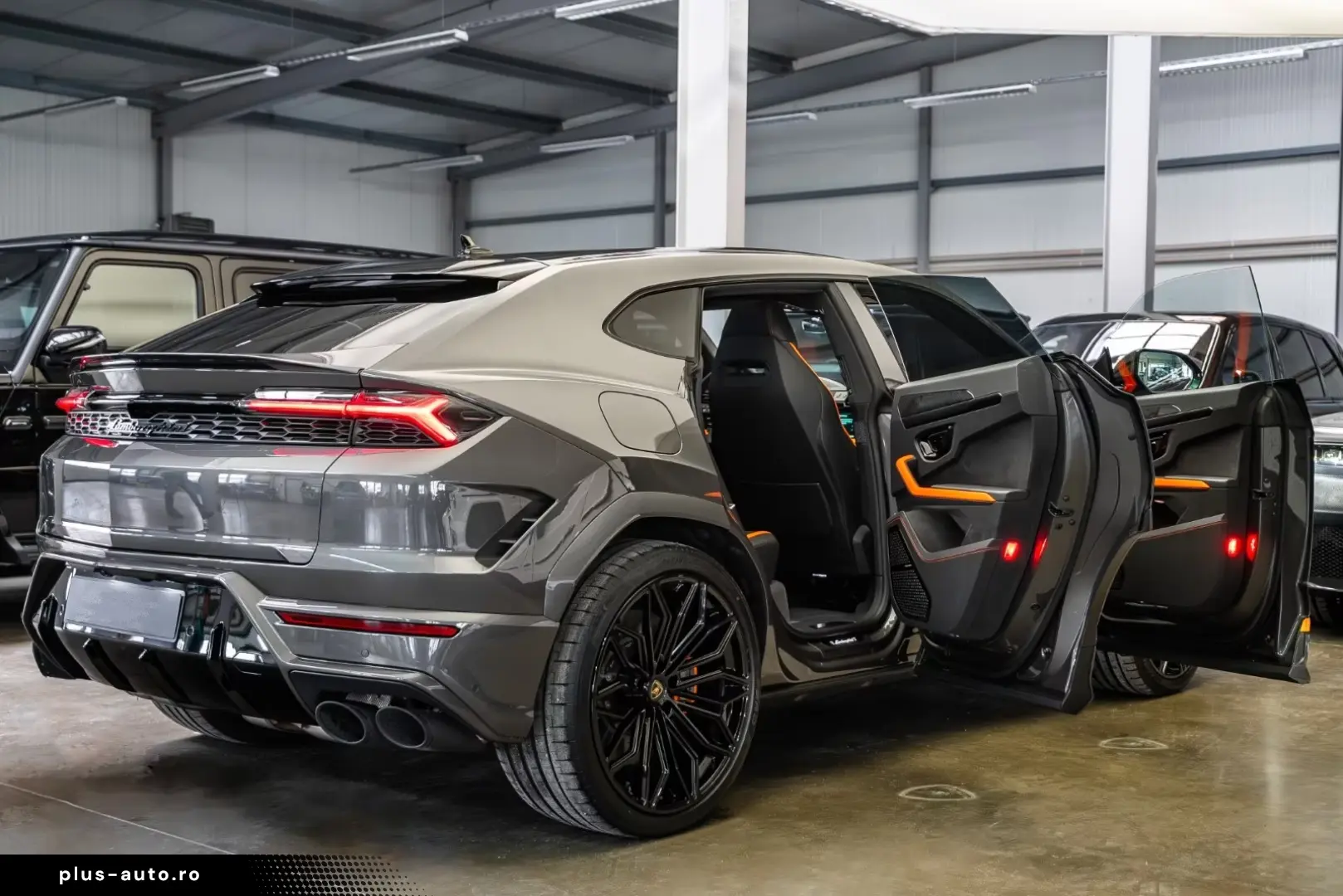 URUS 4.0 V8 SE   Carbon   3D Sound   2026