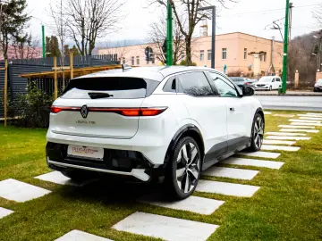 Renault Megane E-TECH 60 kWh 220 CP Techno