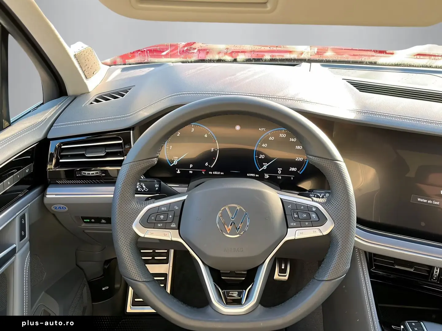 Volkswagen Touareg R-Line 3.0TDI  AHK HUD