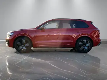 Volkswagen Touareg R-Line 3.0TDI  AHK HUD