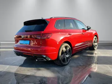 Volkswagen Touareg R-Line 3.0TDI  AHK HUD