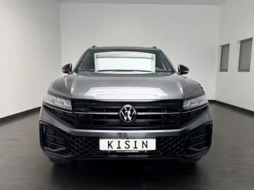 VW Touareg 3.0 TDI 4M R-Line  AHK  StdHzg  Luftf.