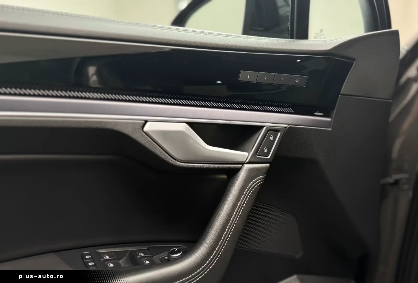 VW Touareg 3.0 TDI 4M R-Line  AHK  StdHzg  Luftf.