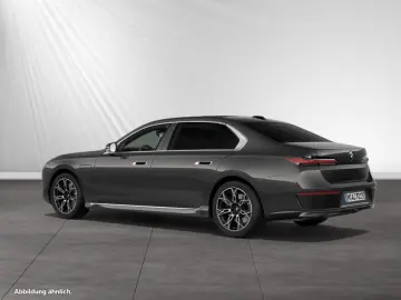 BMW 750e xDrive  Individual Garantie11 2032 sau 160.000 km