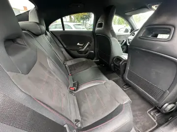 MERCEDES-BENZ CLA 250 e DCT AMG Line LED Kamera Night Paket