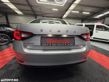 Skoda Superb 2.0 TDI DSG Style