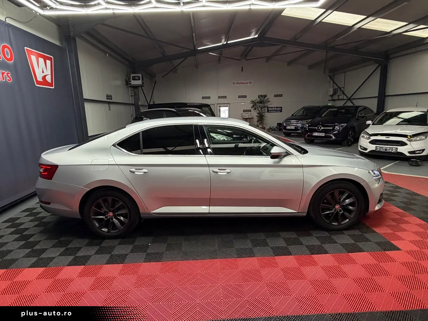 Skoda Superb 2.0 TDI DSG Style