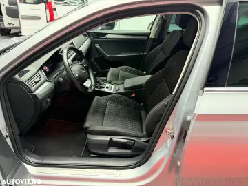 Skoda Superb 2.0 TDI DSG Style