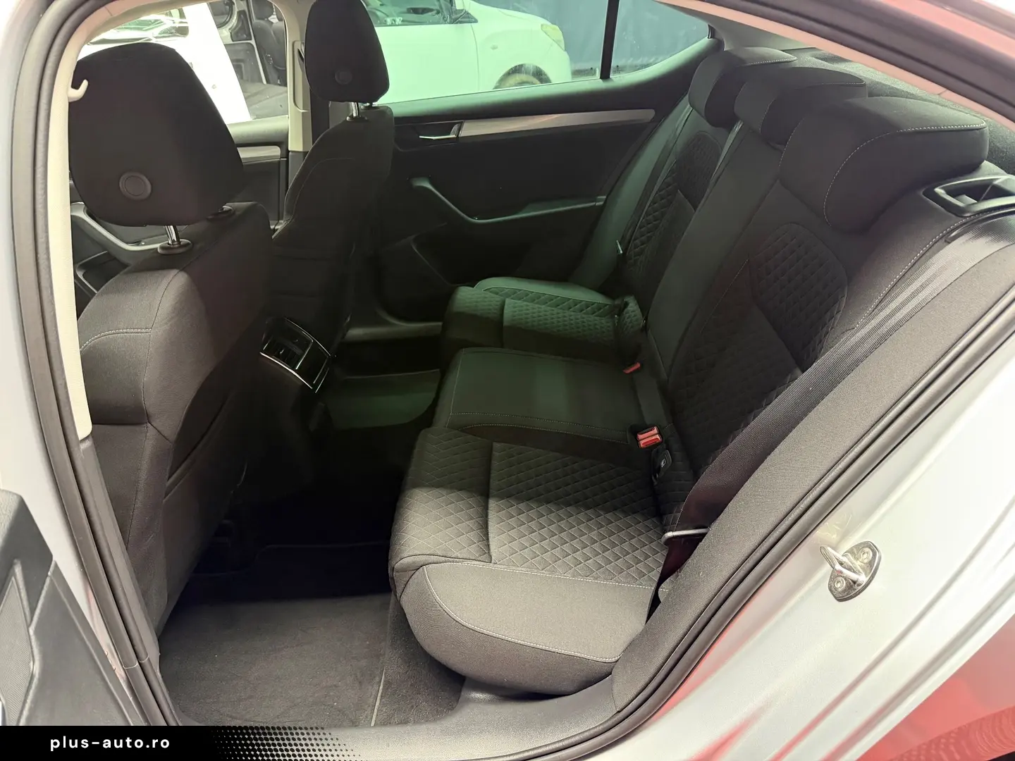 Skoda Superb 2.0 TDI DSG Style