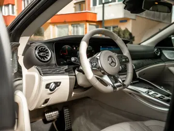 MERCEDES-AMG GT 53 4MATIC