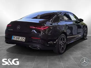 Mercedes-Benz CLA 200 Coupé AMG - 360 - Pano