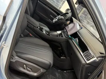 BYD SEAL U SUV   2025-12   DM-i Pack Boost