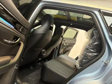 BYD SEAL U SUV   2025-12   DM-i Pack Boost