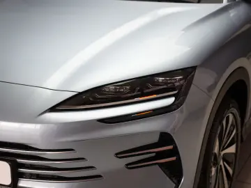 BYD SEAL U SUV   2025-12   DM-i Pack Boost