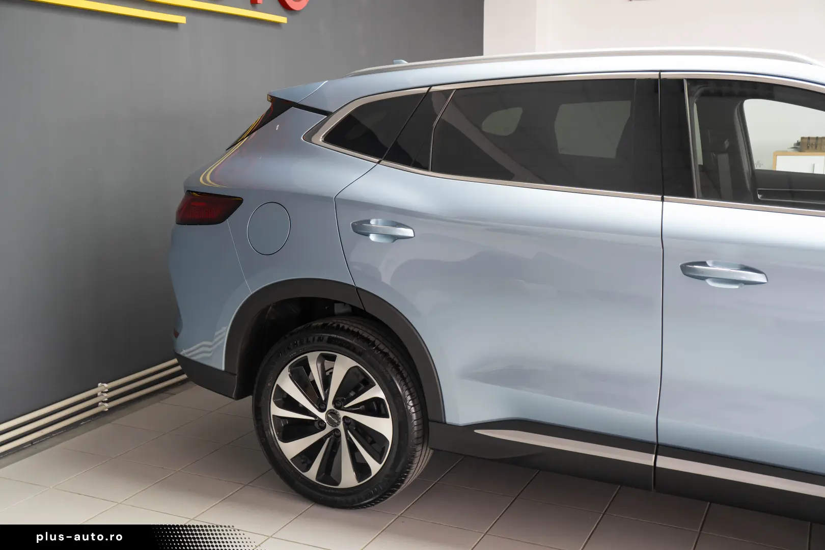 BYD SEAL U SUV   2025-12   DM-i Pack Boost