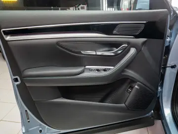 BYD SEAL U SUV   2025-12   DM-i Pack Boost