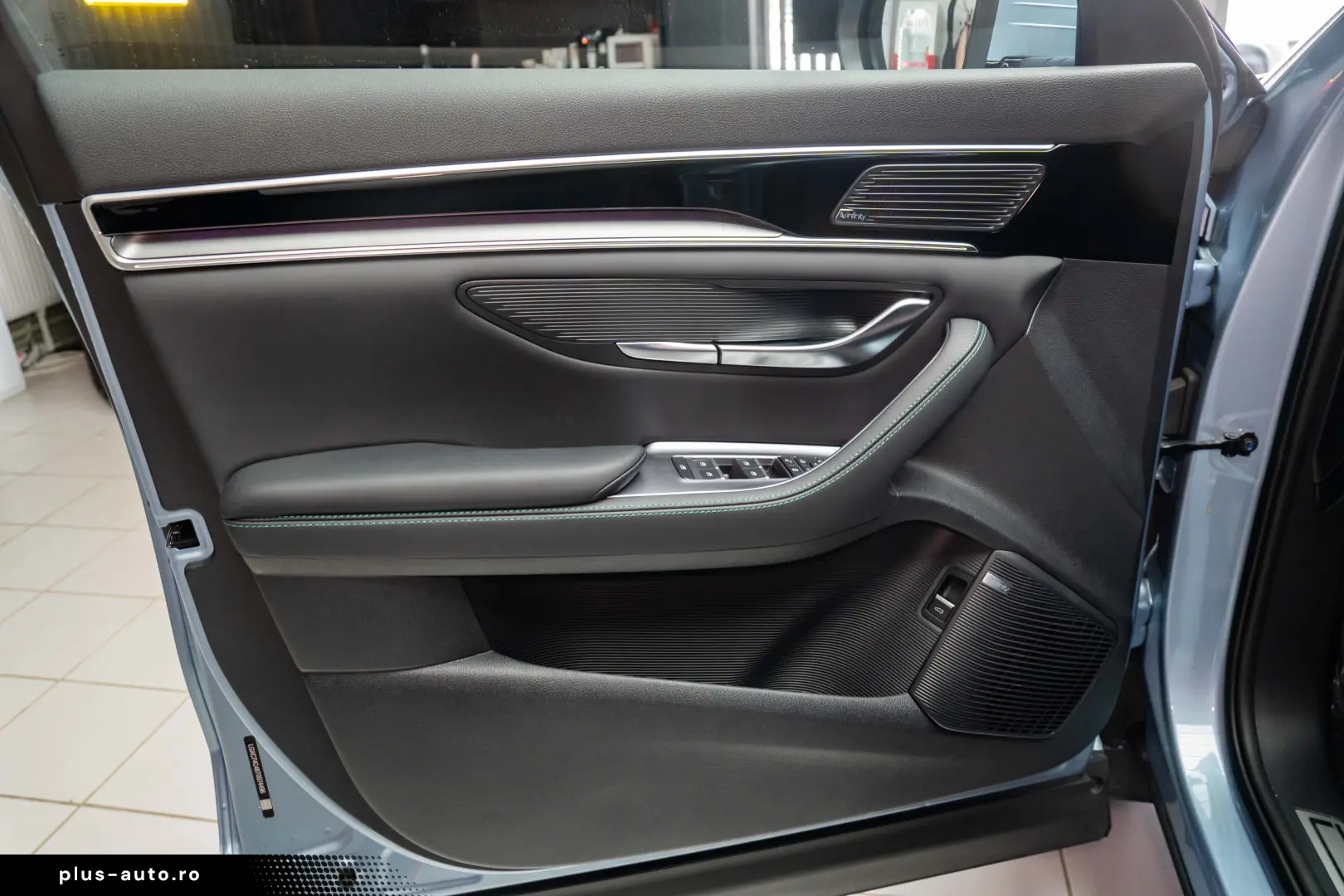 BYD SEAL U SUV   2025-12   DM-i Pack Boost