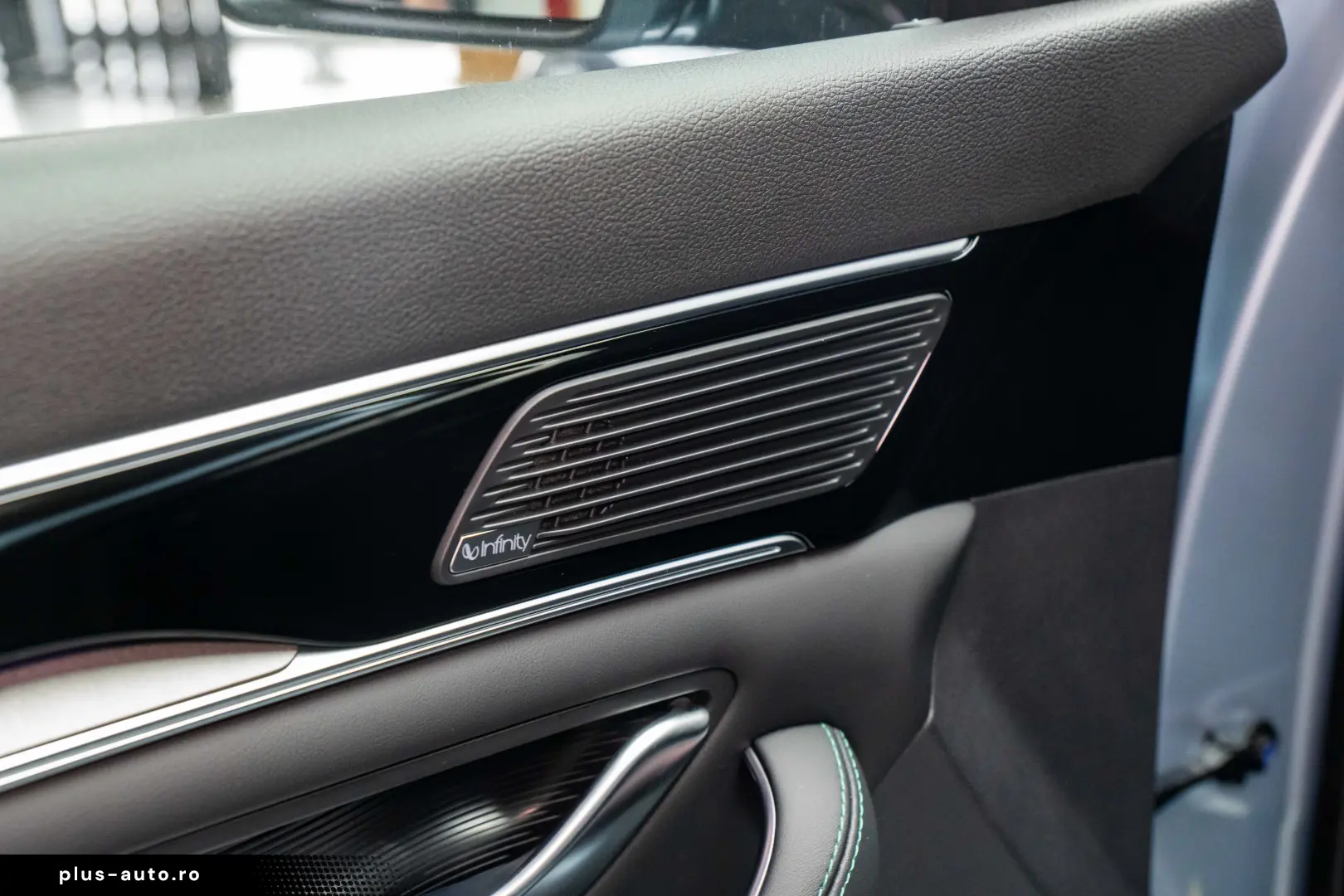 BYD SEAL U SUV   2025-12   DM-i Pack Boost