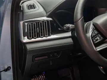 BYD SEAL U SUV   2025-12   DM-i Pack Boost