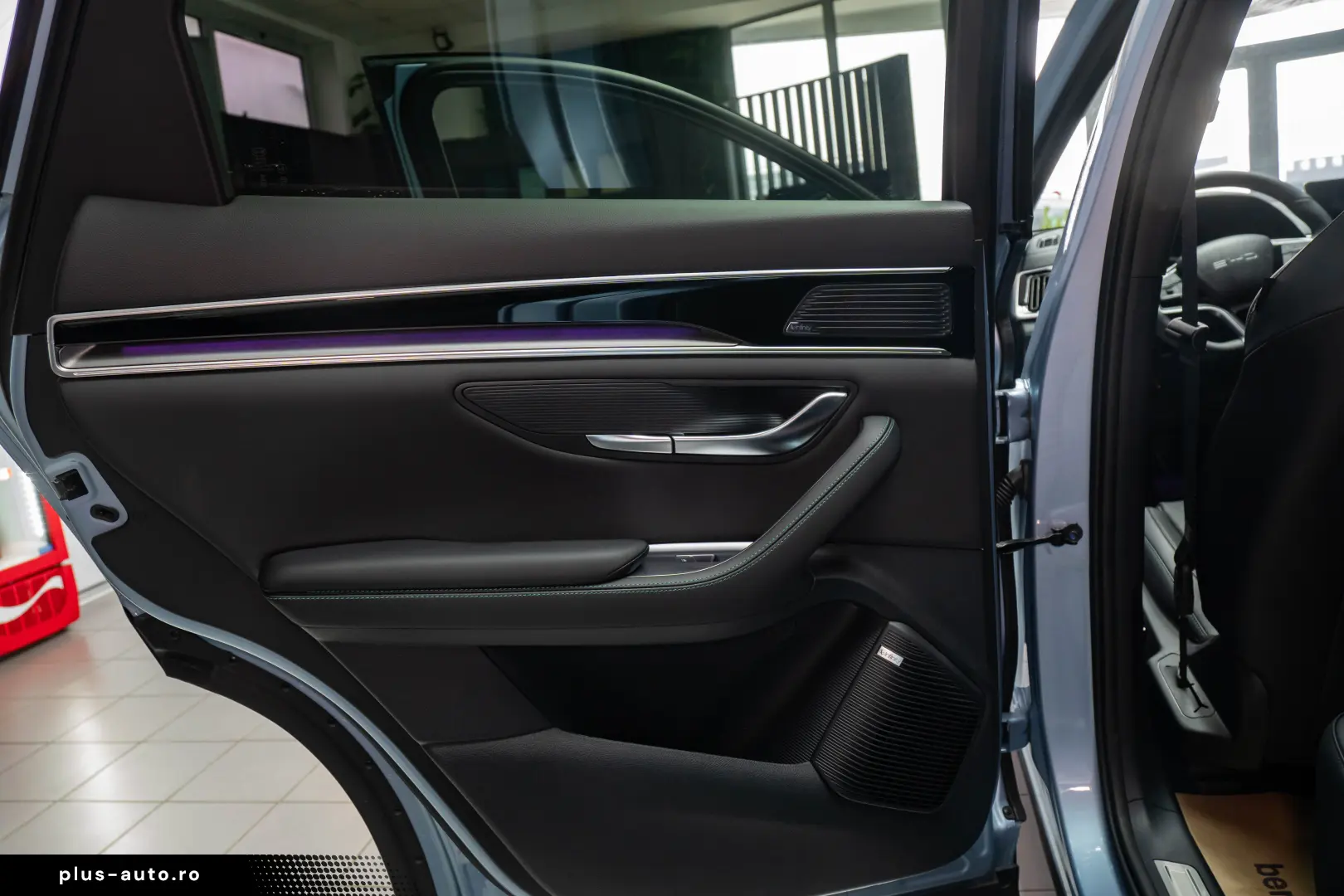 BYD SEAL U SUV   2025-12   DM-i Pack Boost