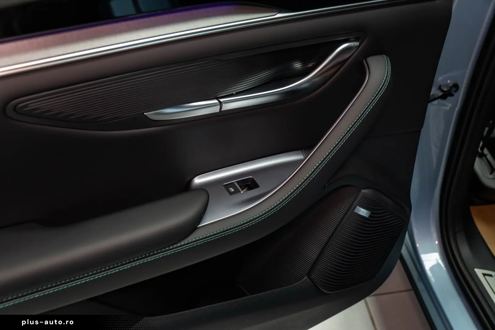 BYD SEAL U SUV   2025-12   DM-i Pack Boost