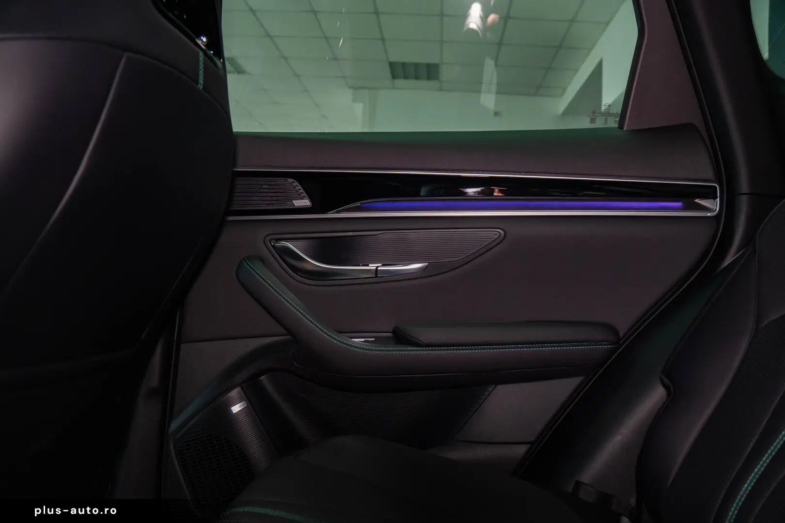 BYD SEAL U SUV   2025-12   DM-i Pack Boost