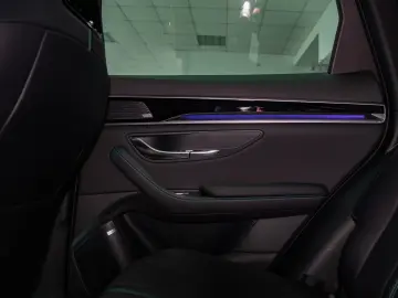 BYD SEAL U SUV   2025-12   DM-i Pack Boost