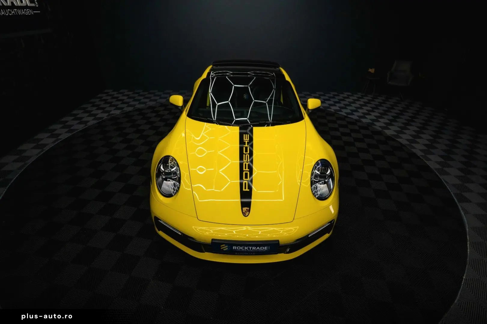 PORSCHE 992 911 Carrera 4 S Sport-Chrono  Pano LED BOSE