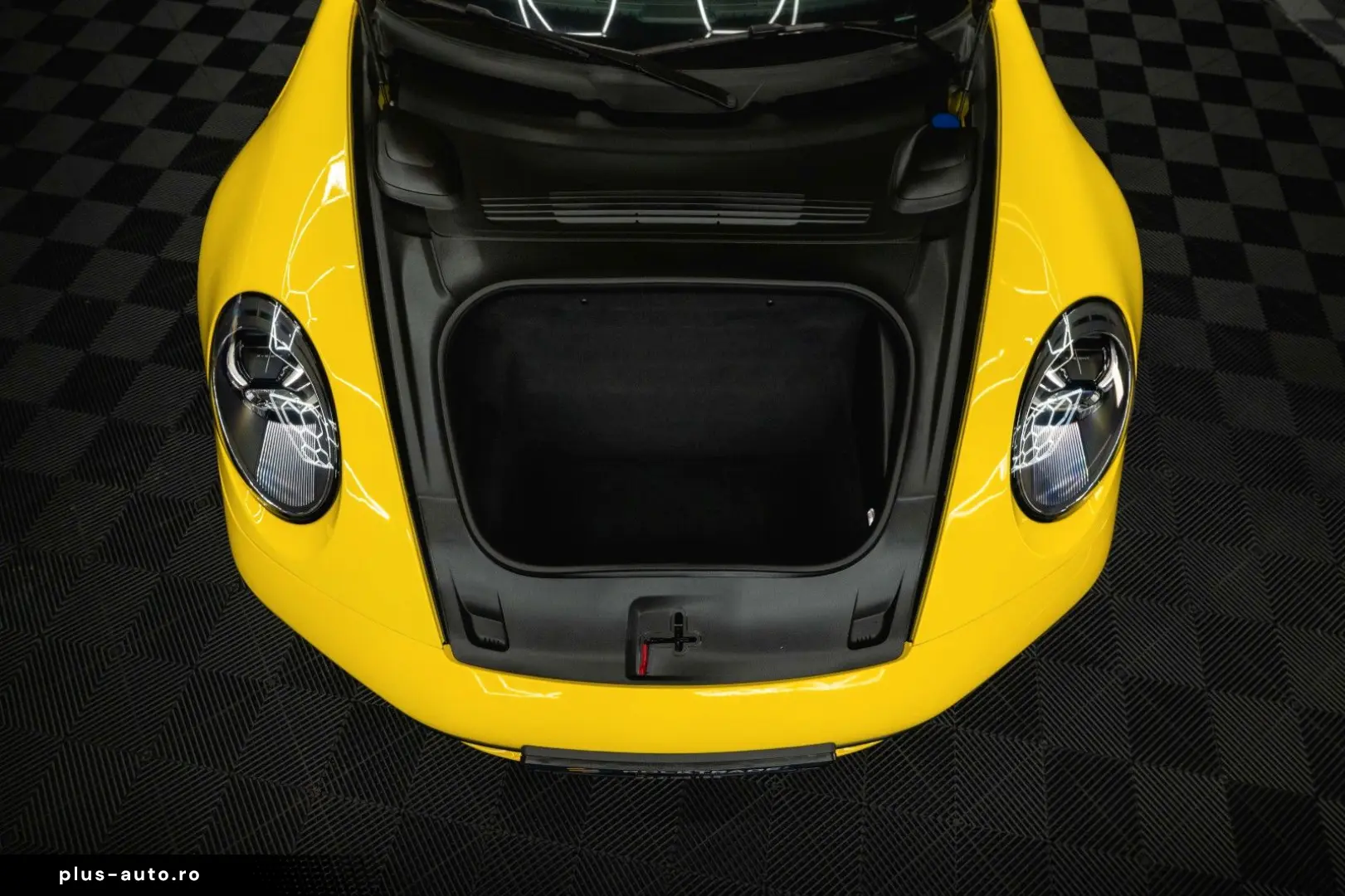 PORSCHE 992 911 Carrera 4 S Sport-Chrono  Pano LED BOSE