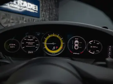 PORSCHE 992 911 Carrera 4 S Sport-Chrono  Pano LED BOSE