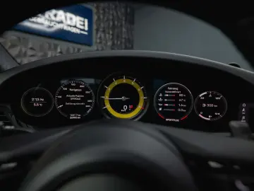 PORSCHE 992 911 Carrera 4 S Sport-Chrono  Pano LED BOSE