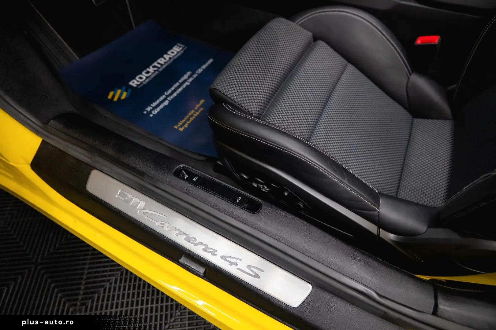 PORSCHE 992 911 Carrera 4 S Sport-Chrono  Pano LED BOSE